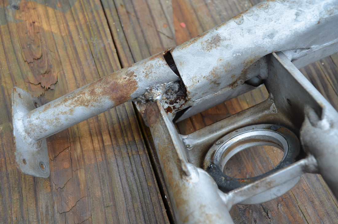 Used aircraft parts for sale 96-910005-75 BEECHCRAFT 95-B55 MOUNT ASSEMBLY ENGINE