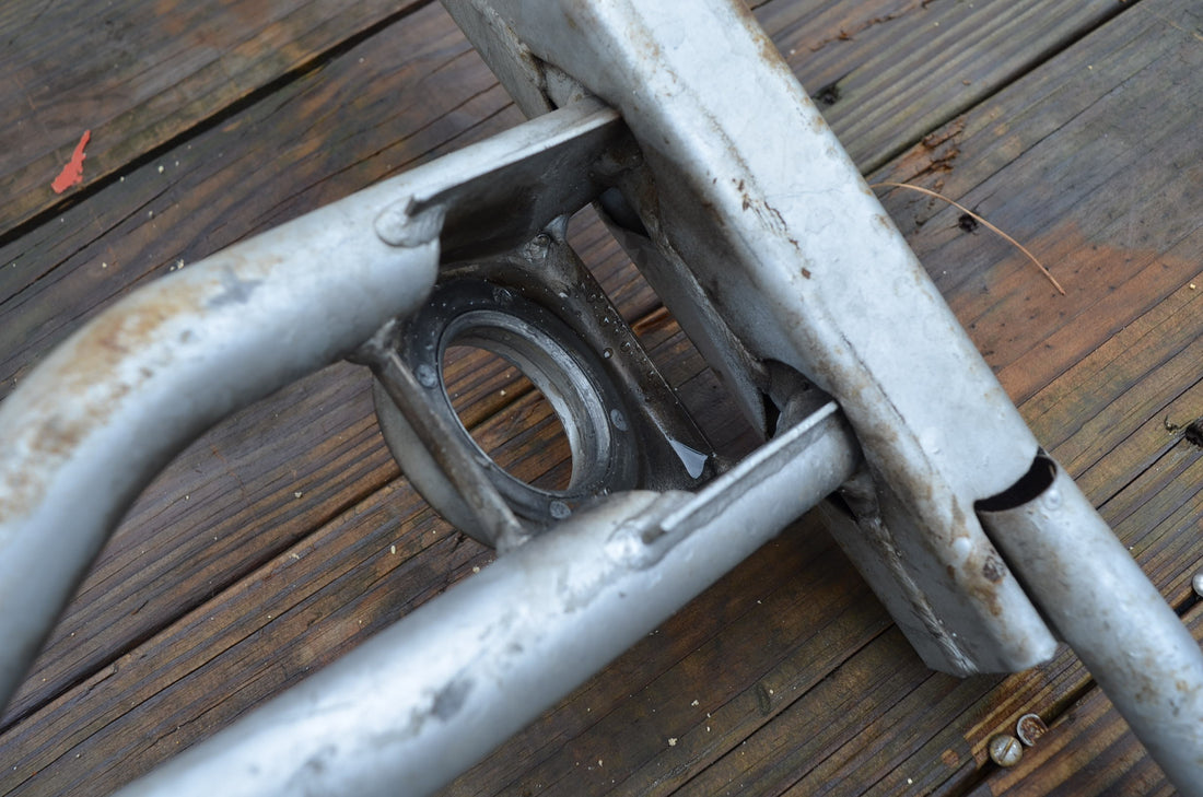 Used aircraft parts for sale 96-910005-75 BEECHCRAFT 95-B55 MOUNT ASSEMBLY ENGINE