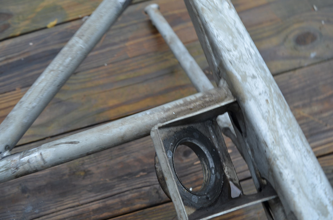 Used aircraft parts for sale 96-910005-75 BEECHCRAFT 95-B55 MOUNT ASSEMBLY ENGINE