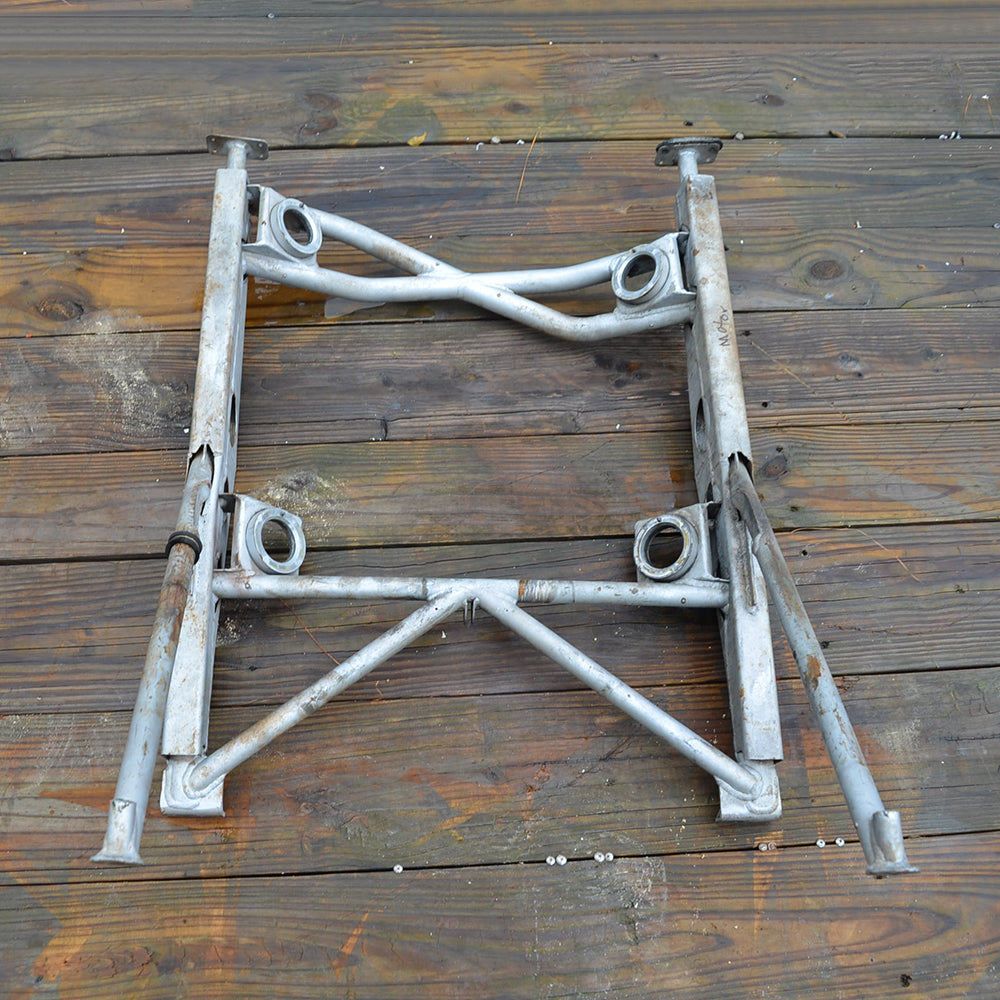 Used aircraft parts for sale 96-910005-75 BEECHCRAFT 95-B55 MOUNT ASSEMBLY ENGINE