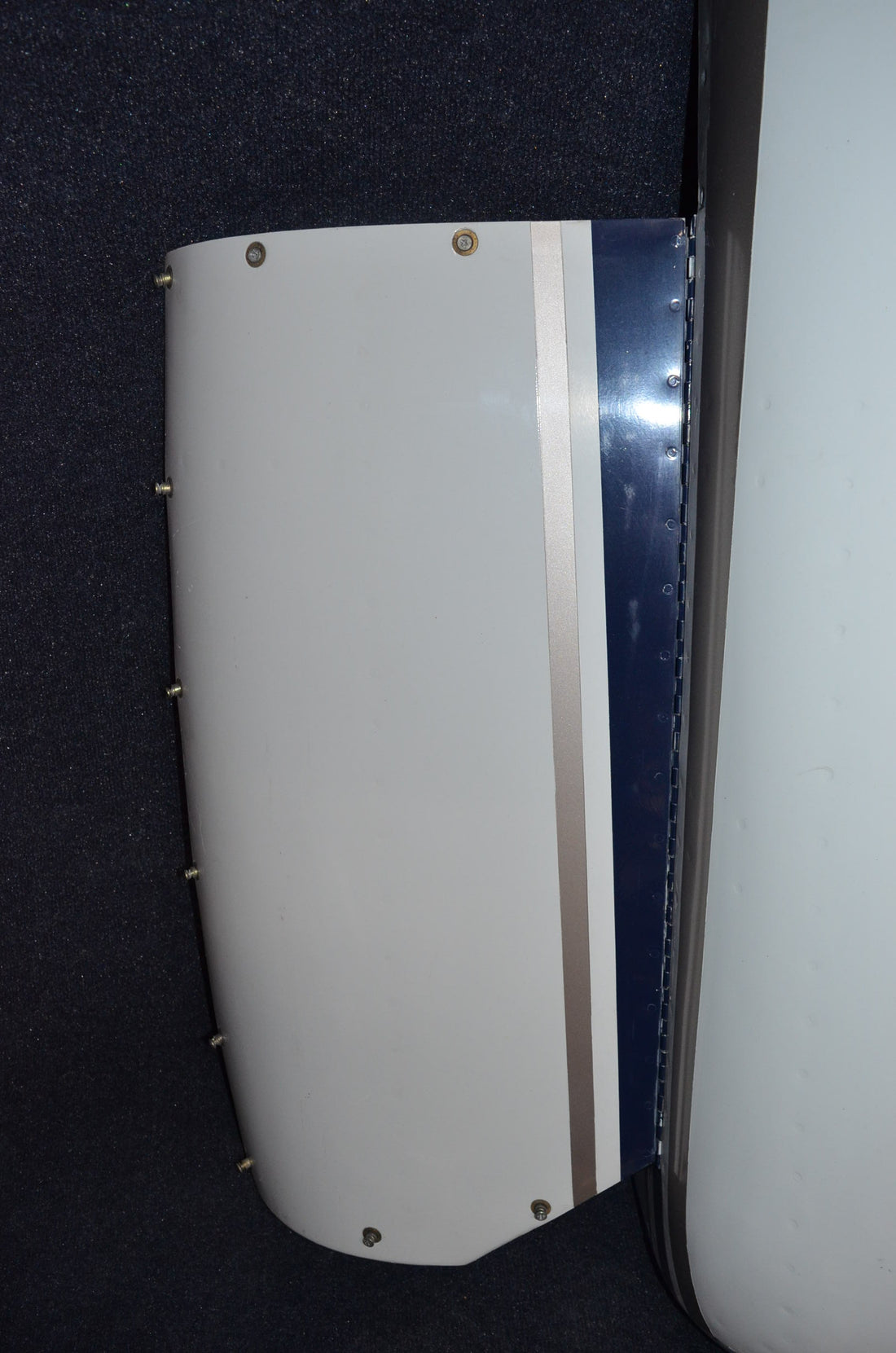 Used aircraft parts for sale 96-910011-626 BEECHCRAFT 95-B55 BOTTON ASSY COWL ENGINE WITH SIDE DOOR