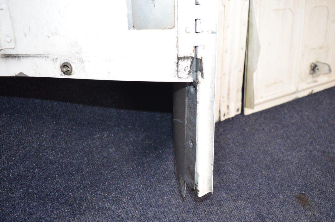 Used aircraft parts for sale 96-910011-626 BEECHCRAFT 95-B55 BOTTON ASSY COWL ENGINE WITH SIDE DOOR