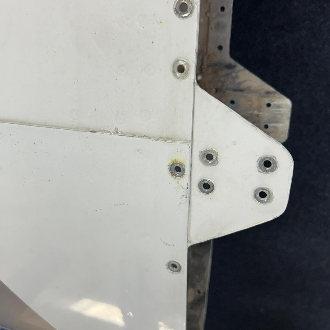 Used aircraft parts for sale 96-170000-604 BEECHCRAFT 95-B55 TIP ASSEMBLY RH