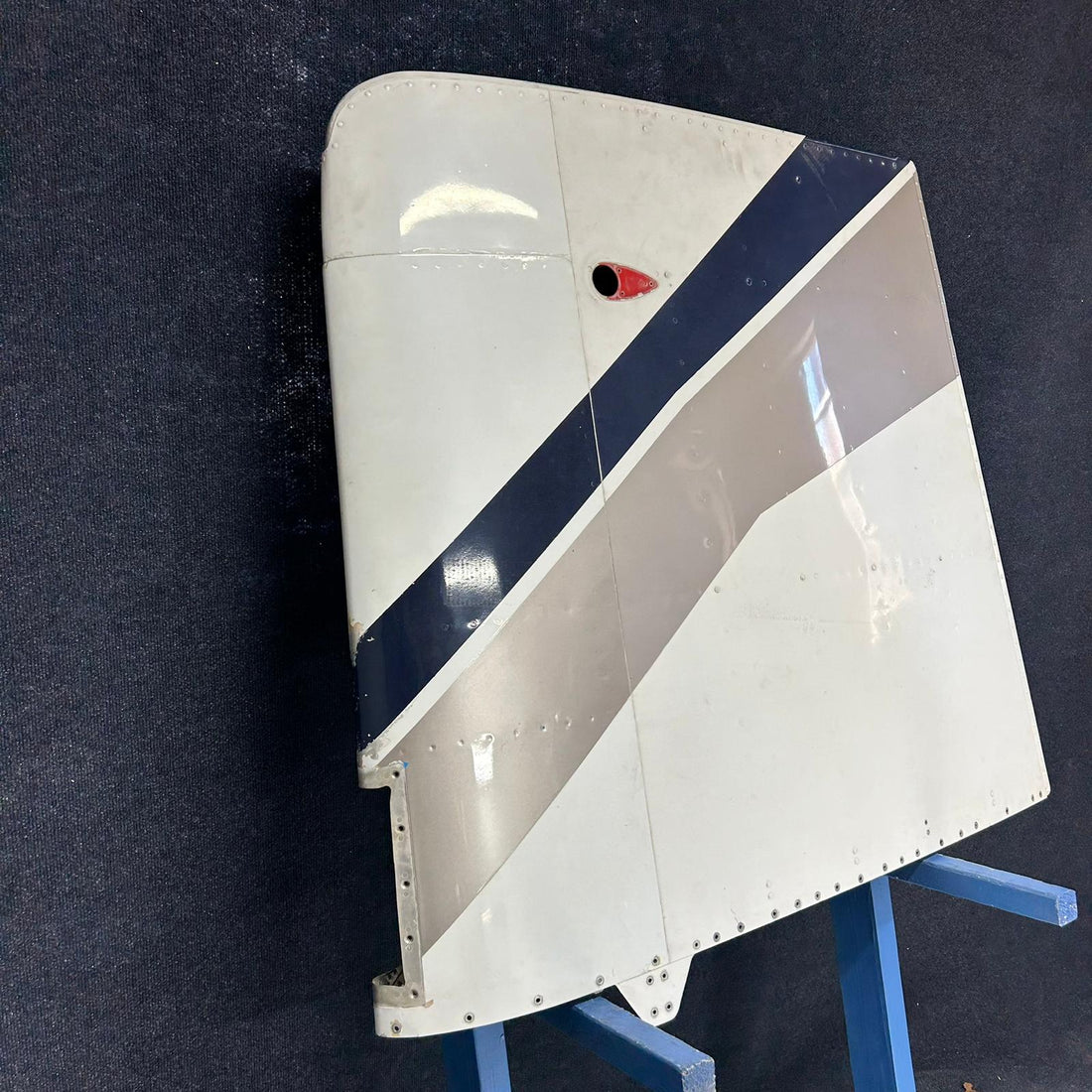 Used aircraft parts for sale 96-170000-604 BEECHCRAFT 95-B55 TIP ASSEMBLY RH