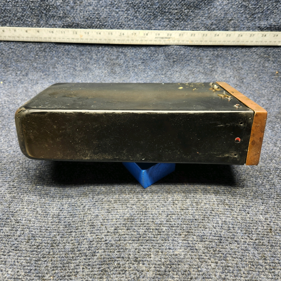 Used aircraft parts for sale, 0513085-16, 0513085-17 Cessna CESSNA C172RG GLOVE BOX ASSEMBLY WITH DOOR