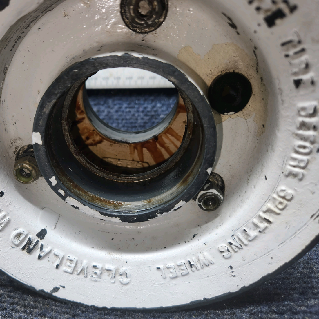 Used aircraft parts for sale, 40-77C Cleveland varios Piper, Cessna ,Beech, Mooney Wheel Assembly