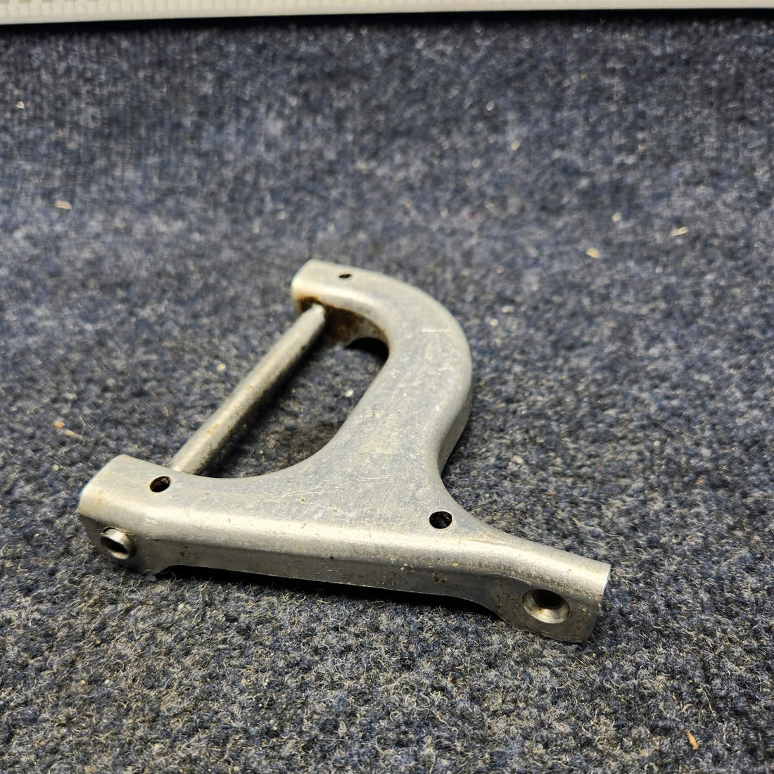 Used aircraft parts for sale, 35-815118 BEECHCRAFT F35 LANDING GEAR DOOR IDLE
