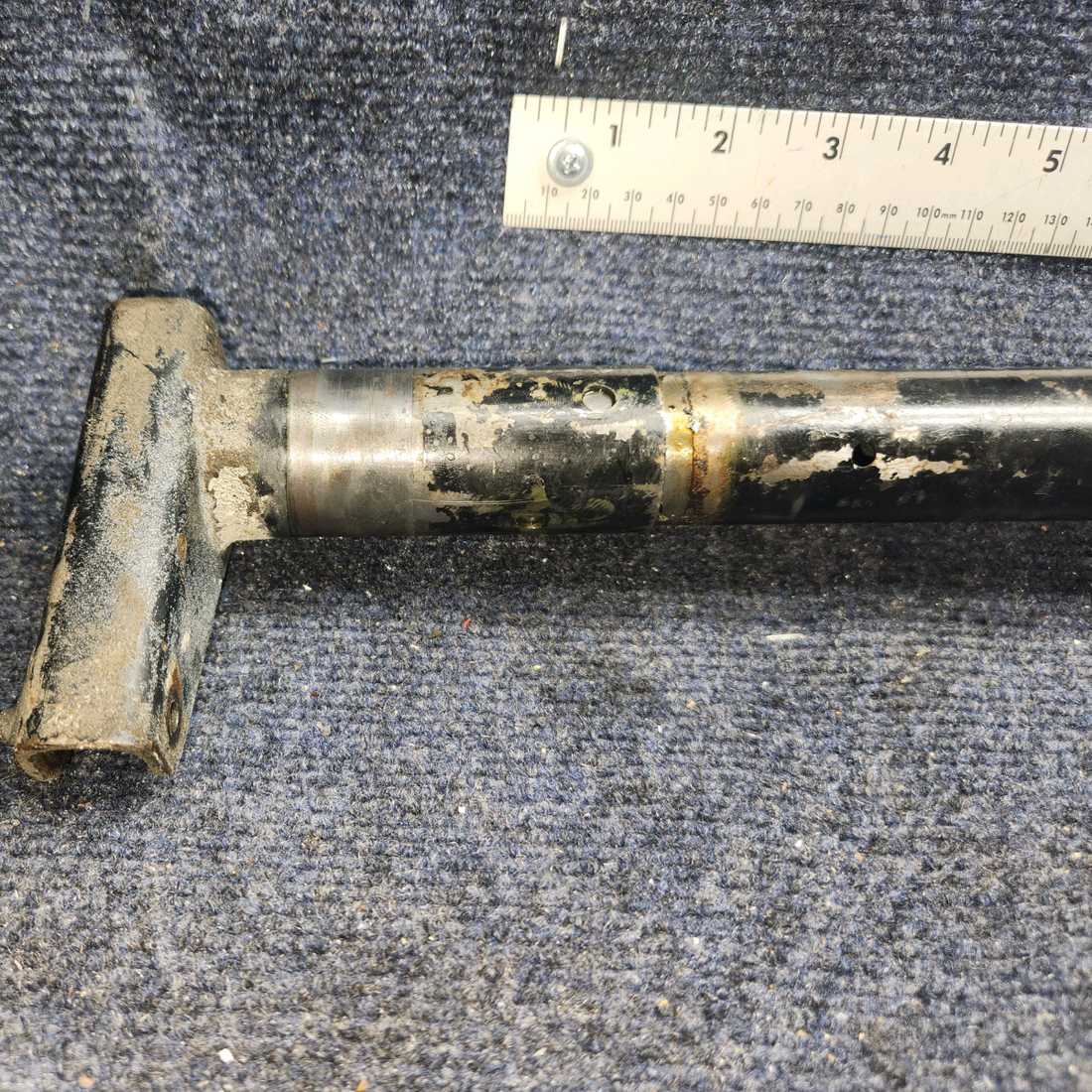 Used aircraft parts for sale, 62705-000 Piper PA28-161 Flap Torque Tube with LH/RH Fittings and Tube Ends