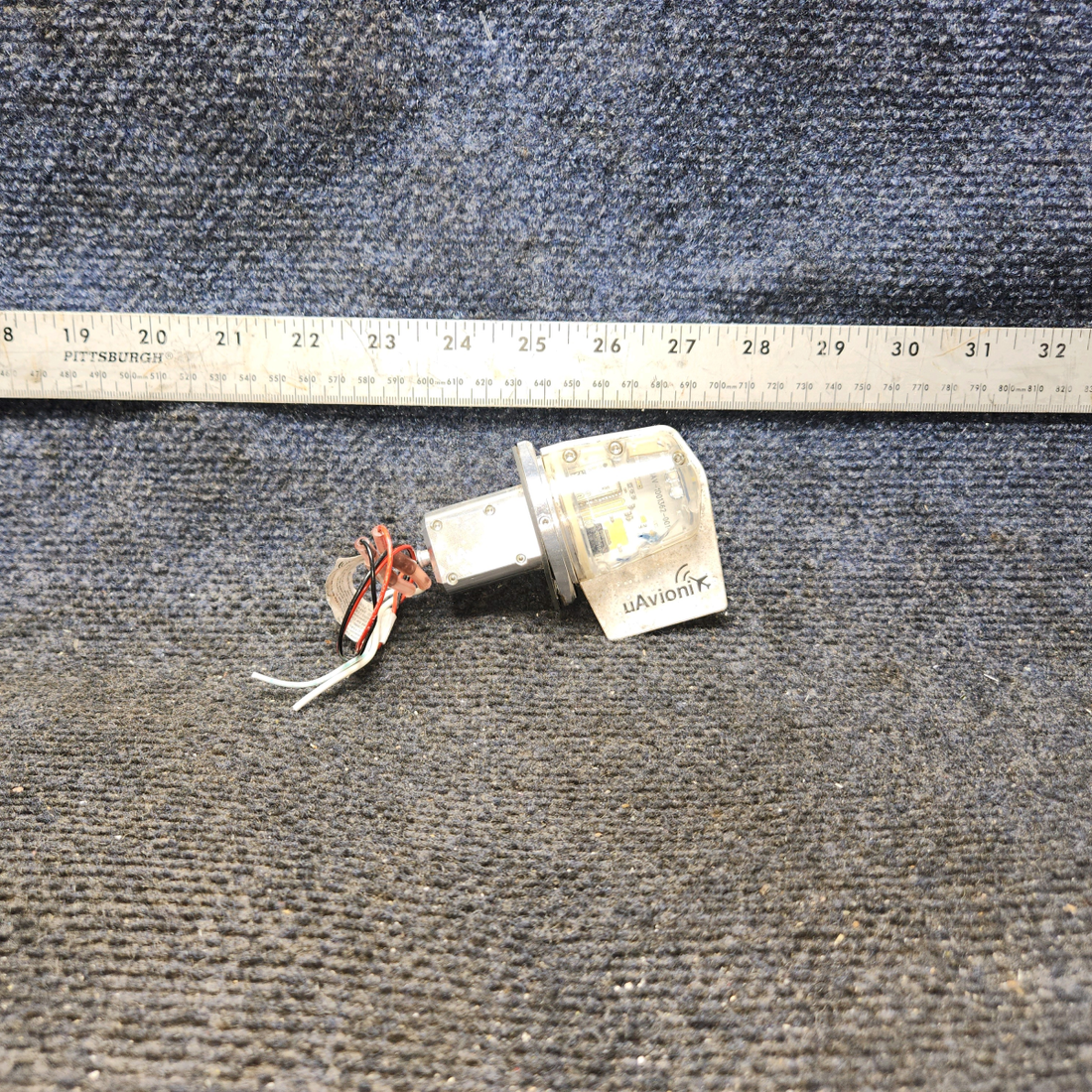 Used aircraft parts for sale, UAV-1002183-001 UAvionix Cessna 172 LED ADS-B Out Tailcone Light Assembly