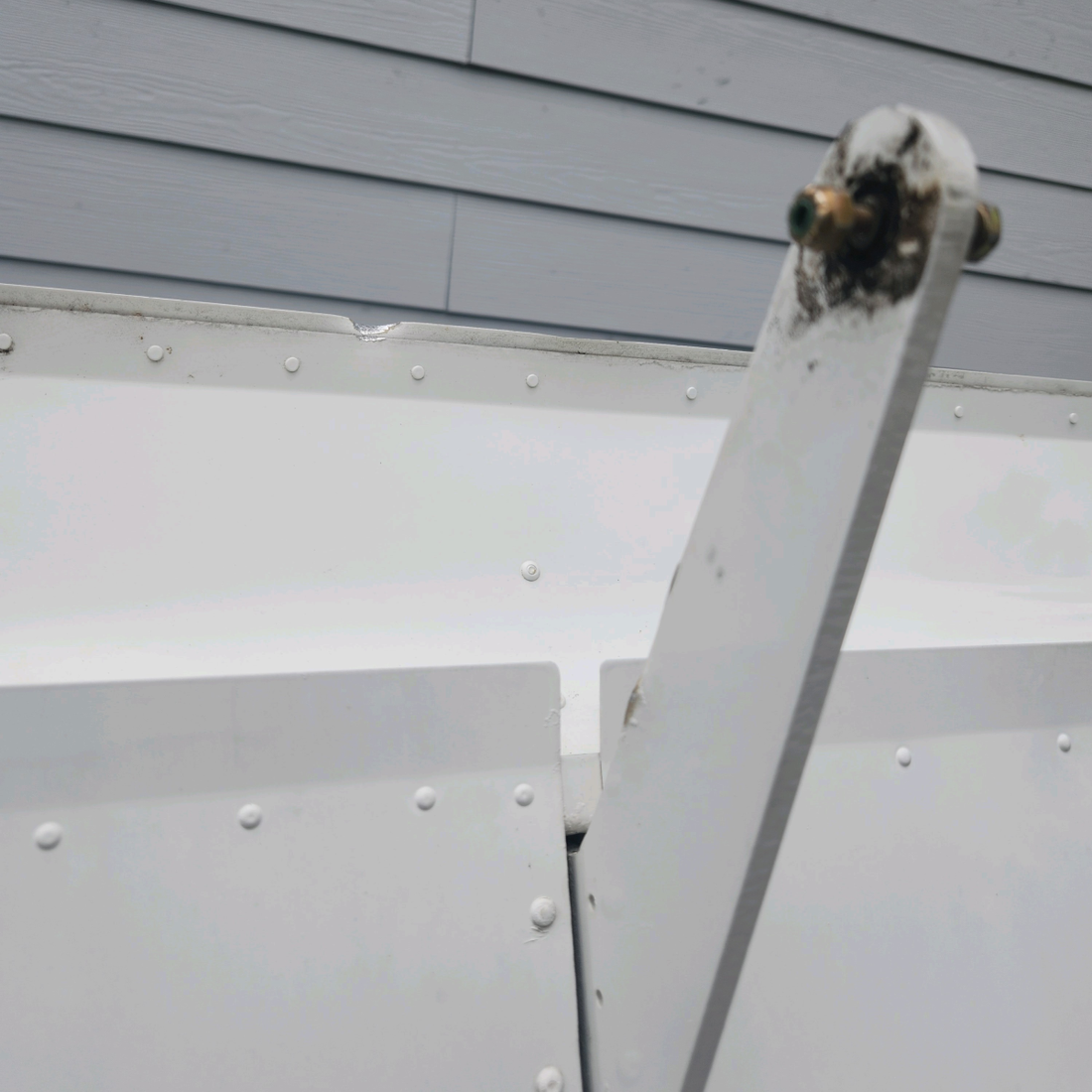 Used aircraft parts for sale, 169-110000-664 Beechcraft C23 SUNDOWNER WING STRUCTURE ASSY RH "SEE PHOTOS FOR DETAILS"