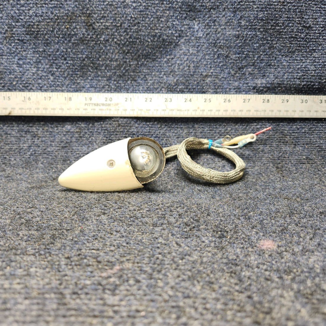 Used aircraft parts for sale, 30-0009-35 GRIMES CESSNA 172K WING NAVIGATION LIGHT "NO LENS" LED LIGHTS"