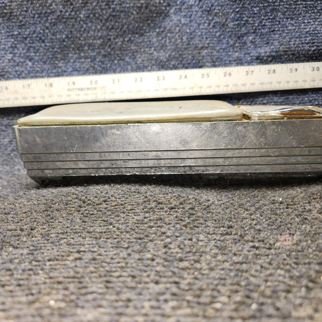 Used aircraft parts for sale, 66710-016 Piper PA28-161 Arm Rest Assembly w/ Pad and Ashtray -  LH