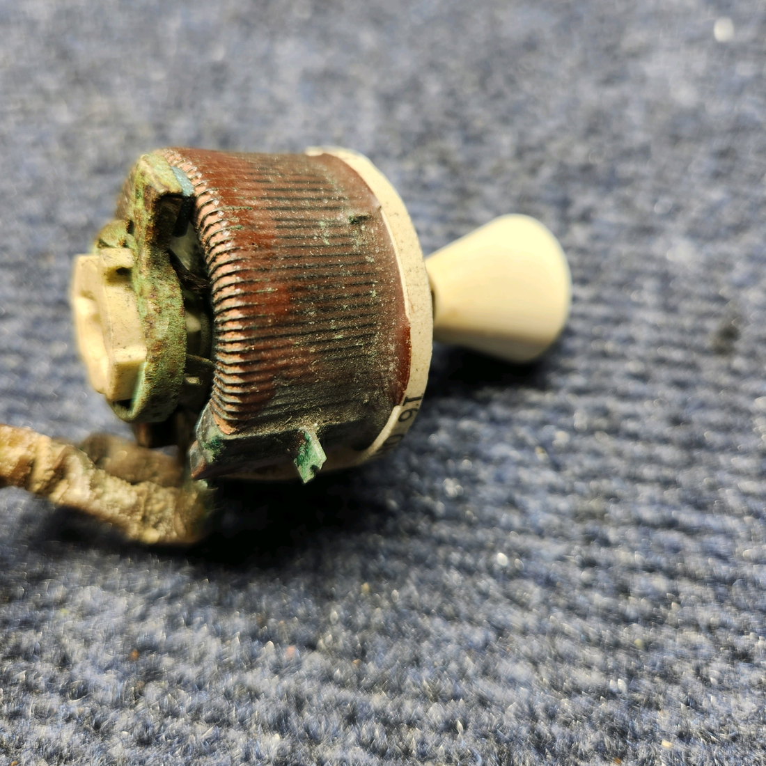 Used aircraft parts for sale, 1D1-763 Beechcraft C23 SUNDOWNER RHEOSTAT OVERHEAD LIGHT DIMMING 160 OHM "PRICE PER EACH"