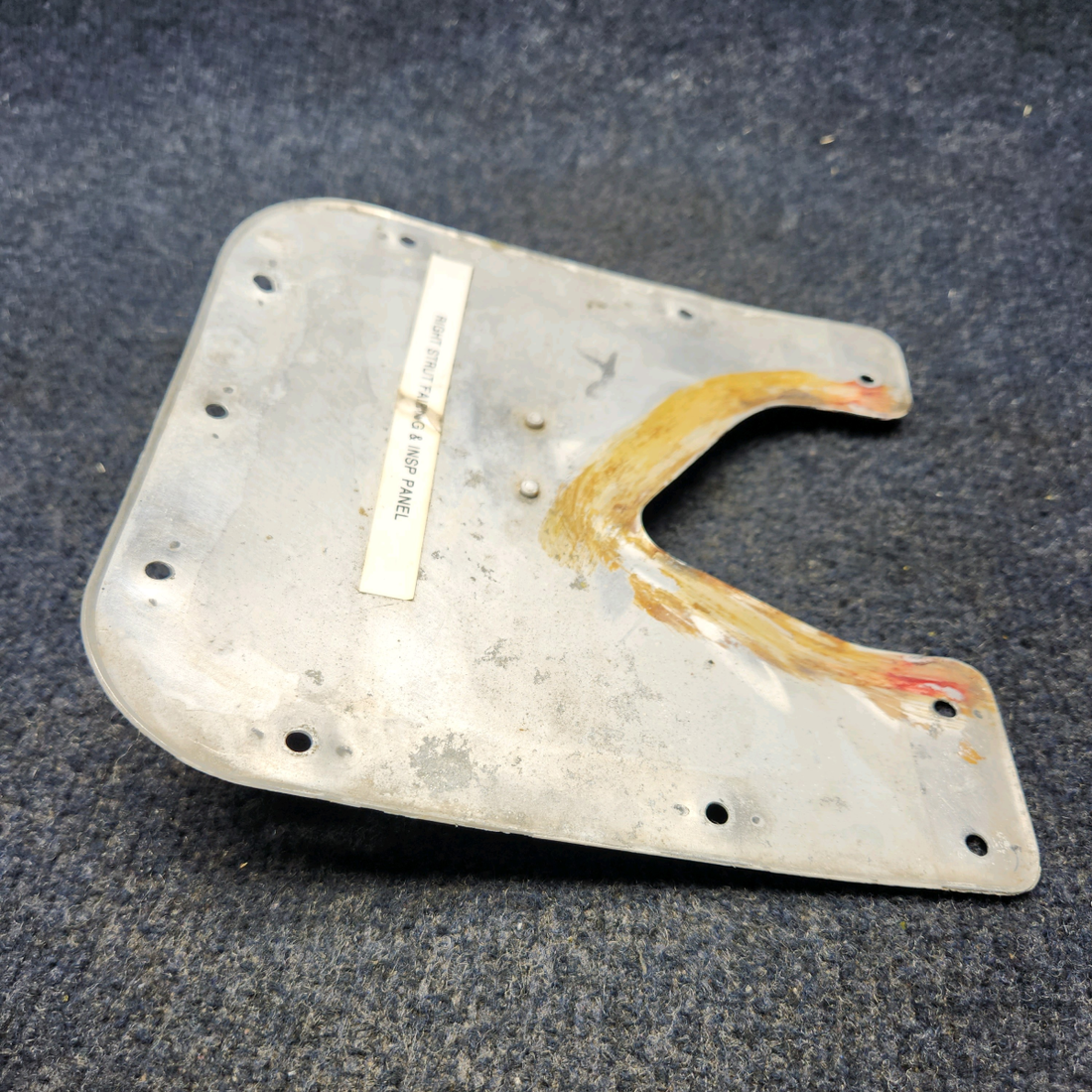 Used aircraft parts for sale, 65688-001 PIPER PA28-140 MAIN LANDING GEAR PLATE ASSY RH