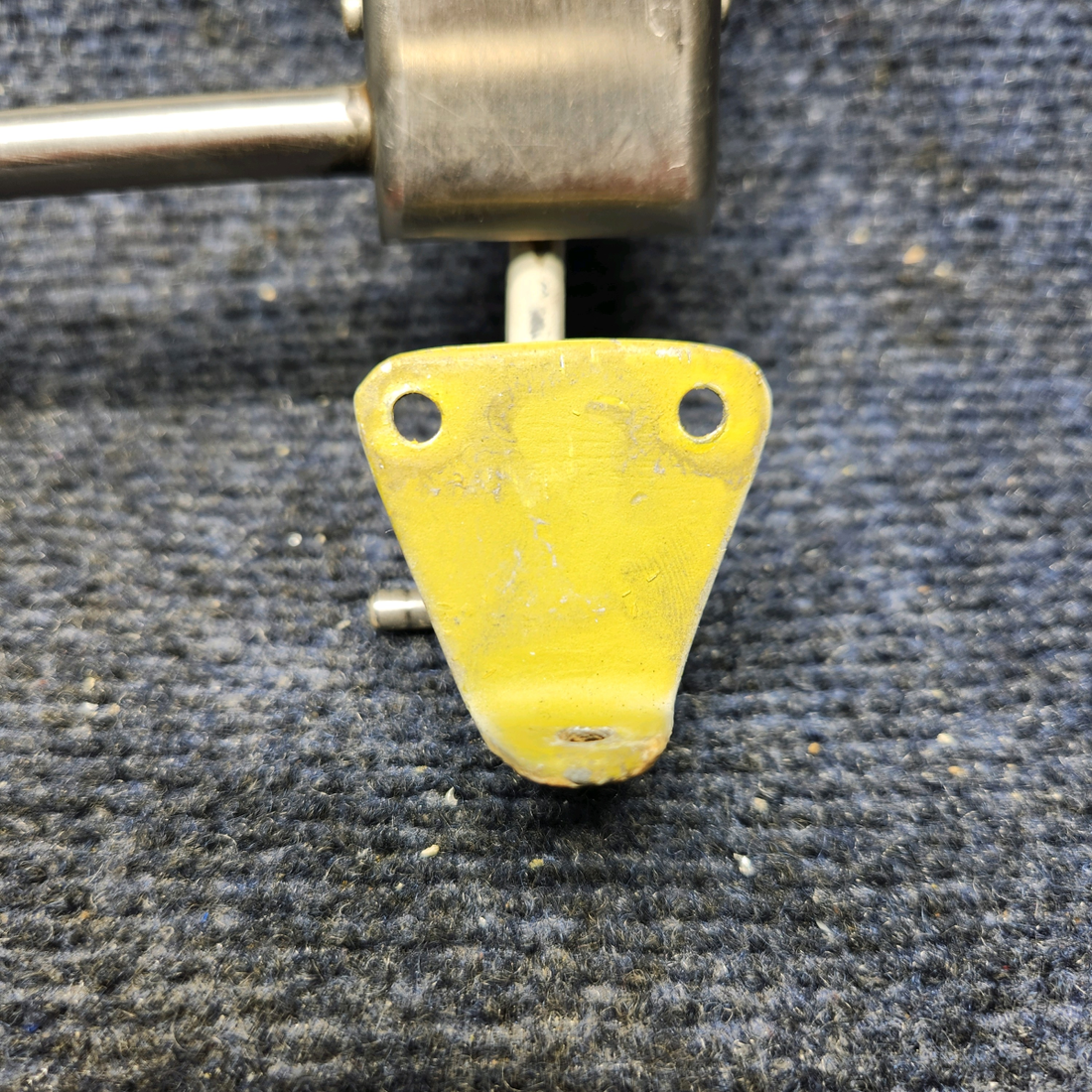 Used aircraft parts for sale, 002-430055-2 Beechcraft F33A OPENABLE WINDOW LATCH ASSEMBLY RH