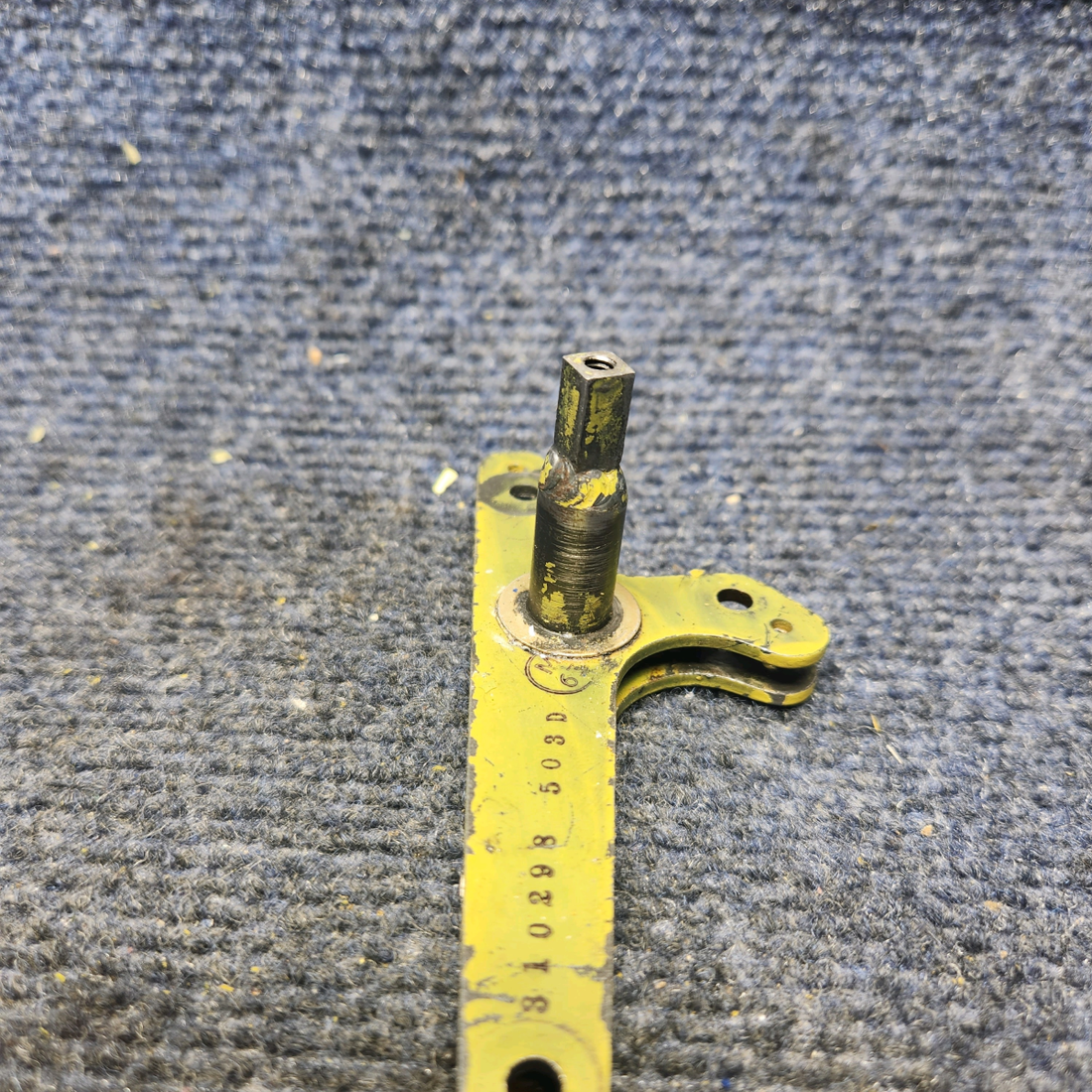 Used aircraft parts for sale, 310298-503 Mooney M20K CABIN DOOR HANDLE SHAFT ASSEMBLY