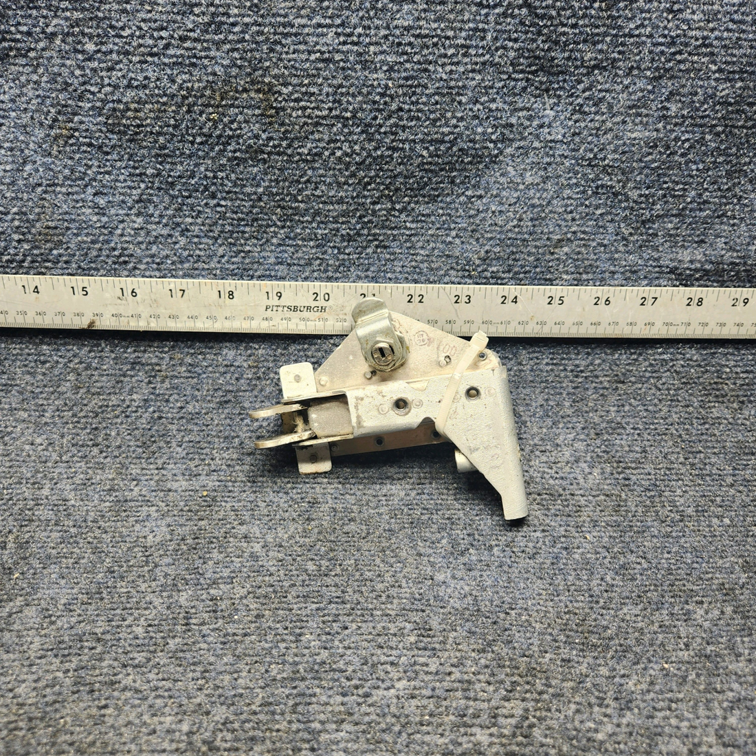 Used aircraft parts for sale, 310300-501 , 301294-501 Mooney M20J DOOR LATCH AND HOUSING ASSEMBLY