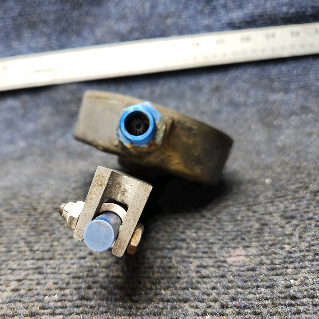 Used aircraft parts for sale, 4209-00-1 Mooney M20J Emergency Landing Gear Crank Assembly – Dukes