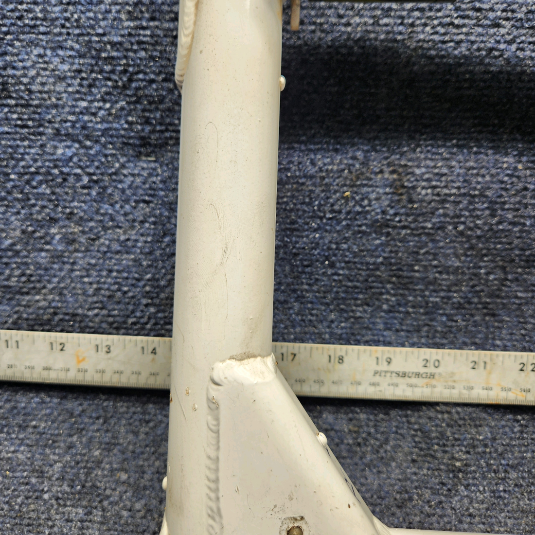 Used aircraft parts for sale, 520002-502 Mooney M20J LOWER MAIN GEAR SPINDLE ASSEMBLY RH