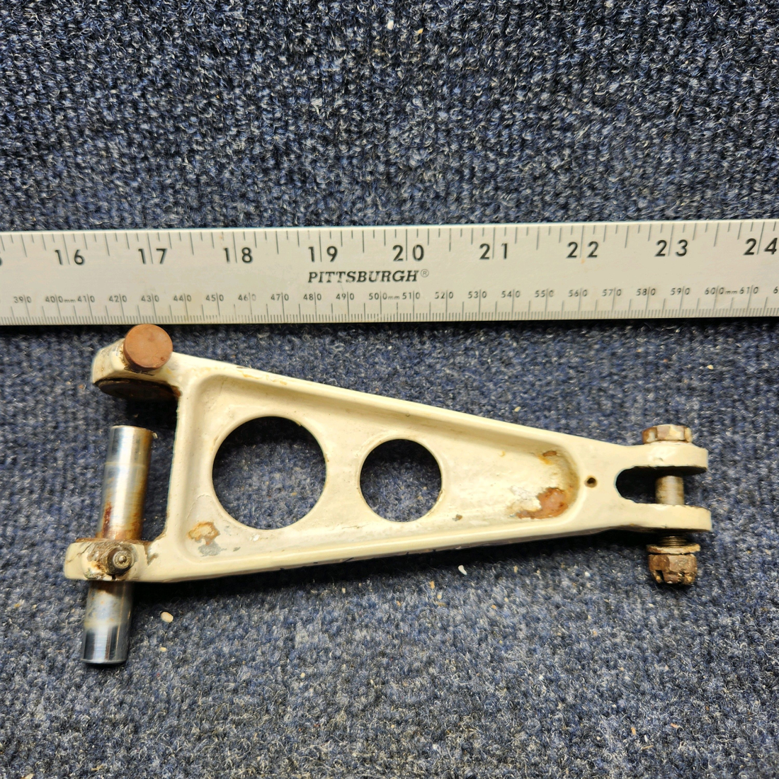 Used aircraft parts for sale, 45-815015-6 BEECHCRAFT F35 MAIN GEAR TORQUE LINK ASSY LOWER