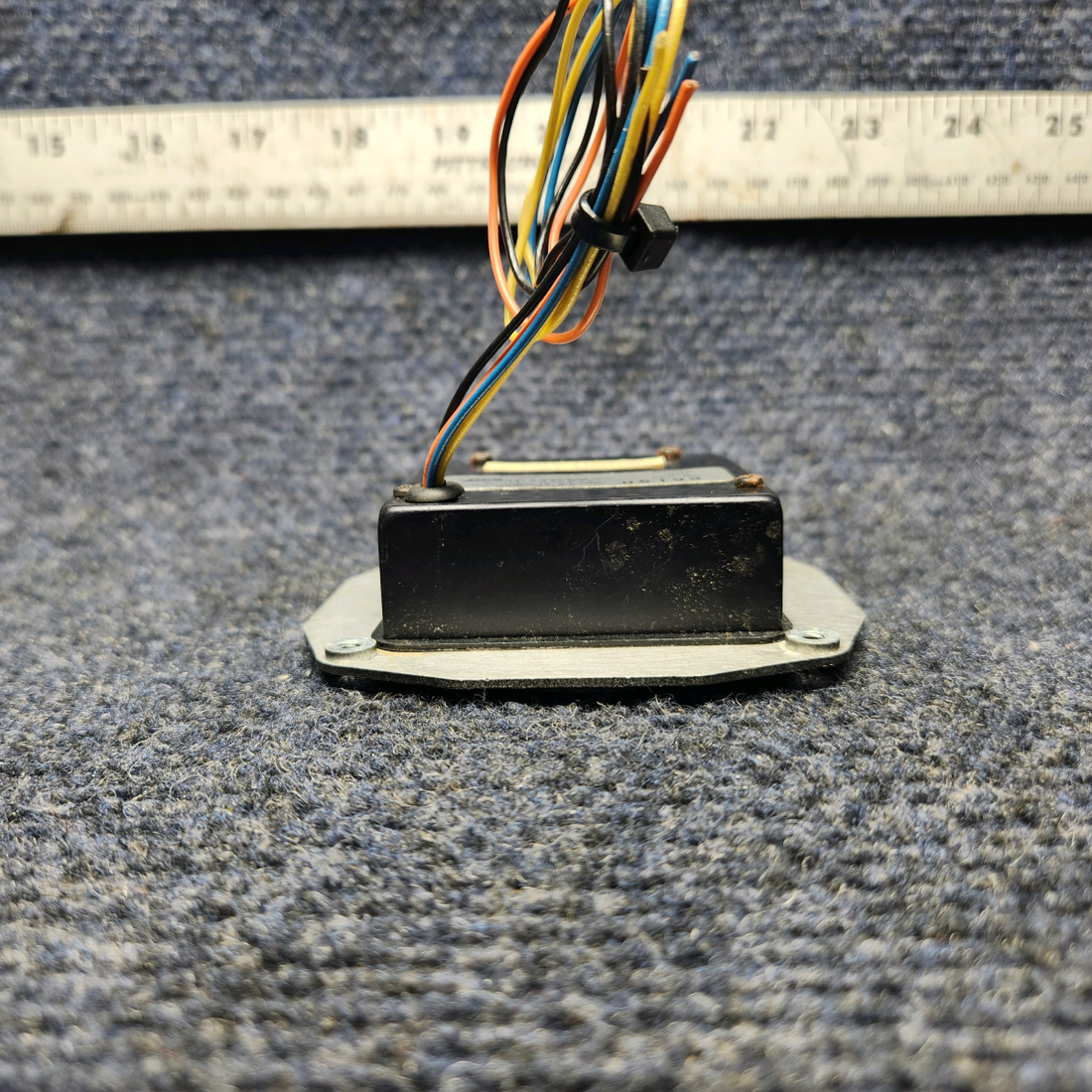 Used aircraft parts for sale, M800 Davtron CESSNA 172K DIGITAL CHRONOMETER INDICATOR 14 VOLTS