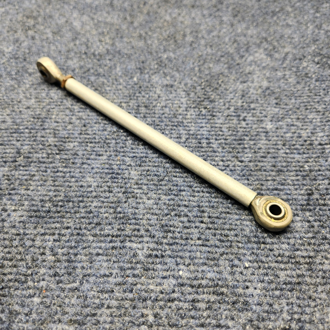 Used aircraft parts for sale, 169-524013-33 Beechcraft C23 SUNDOWNER RUDDER PEDAL CONTROL ROD INTERCONNECT AFT