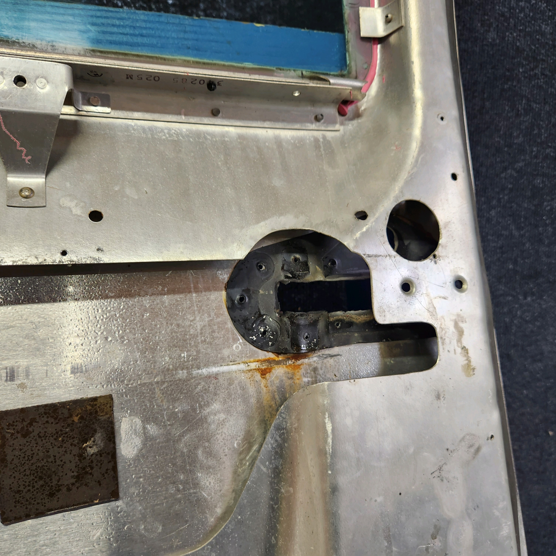 Used aircraft parts for sale, 310225-503 Mooney M20J CABIN DOOR STRUCTURE