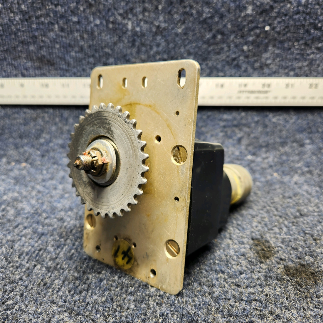 Used aircraft parts for sale, 1-52C373-6-523 Mooney M20J EDO-AIRE TRIM SERVO ASSEMBLY