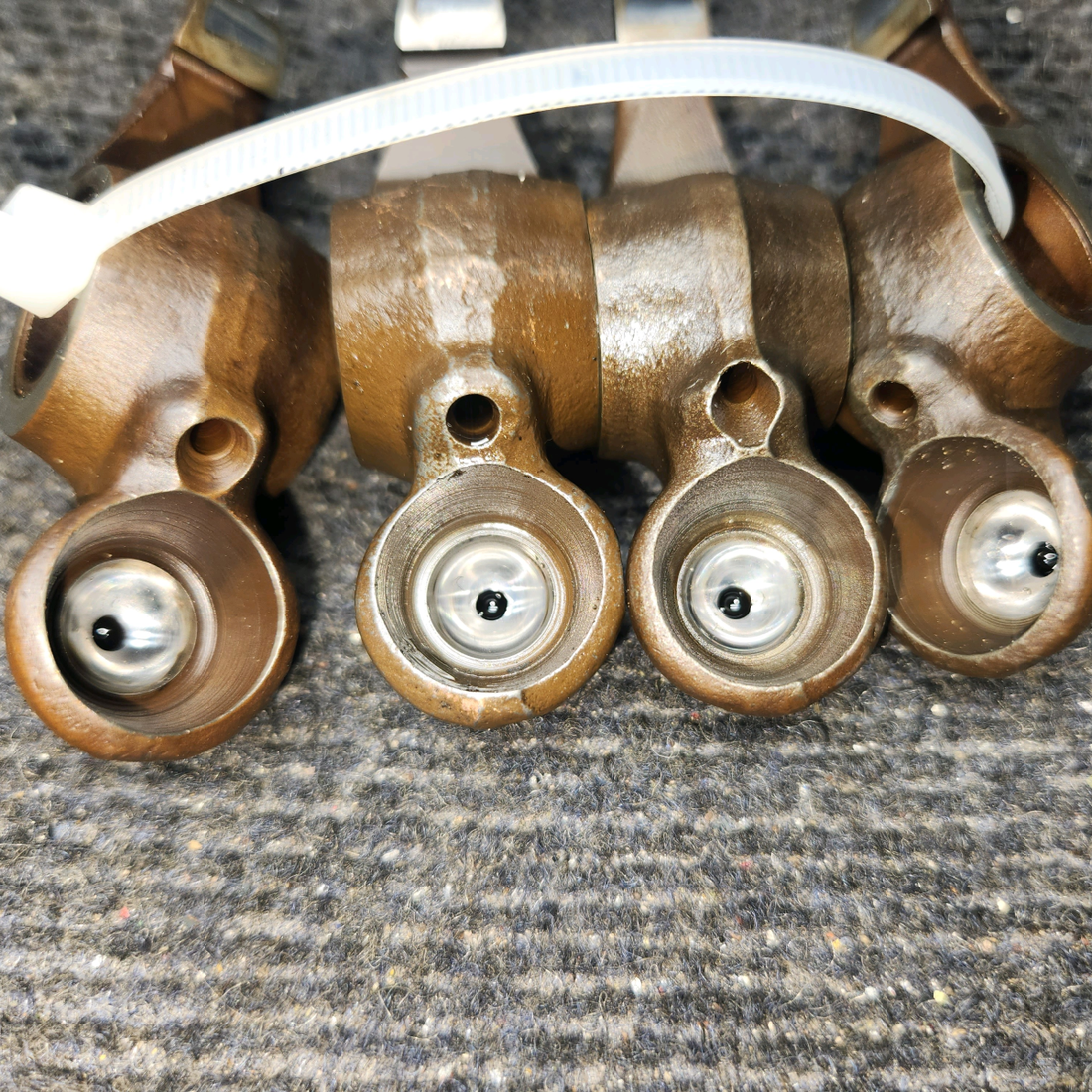 Used aircraft parts for sale, 69443 Lycoming O-320-D3G Piper PA28-161 Rocker Arm Assembly, Intake – Set of 4