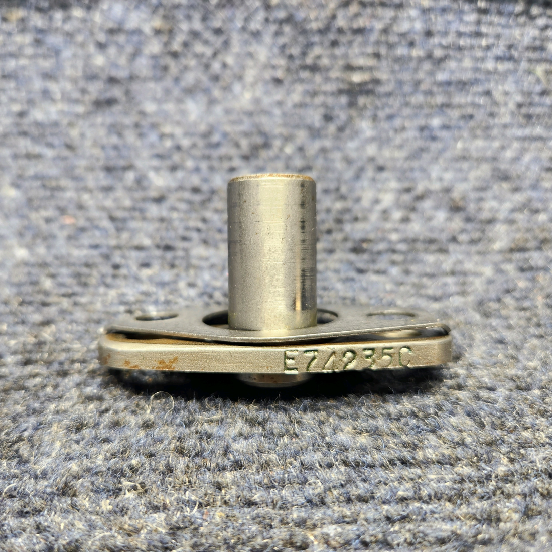 Used aircraft parts for sale, LW-13796 CESSNA 172K CRANKSHAFT IDLER GEAR SHAFT "PRICE PER EACH"