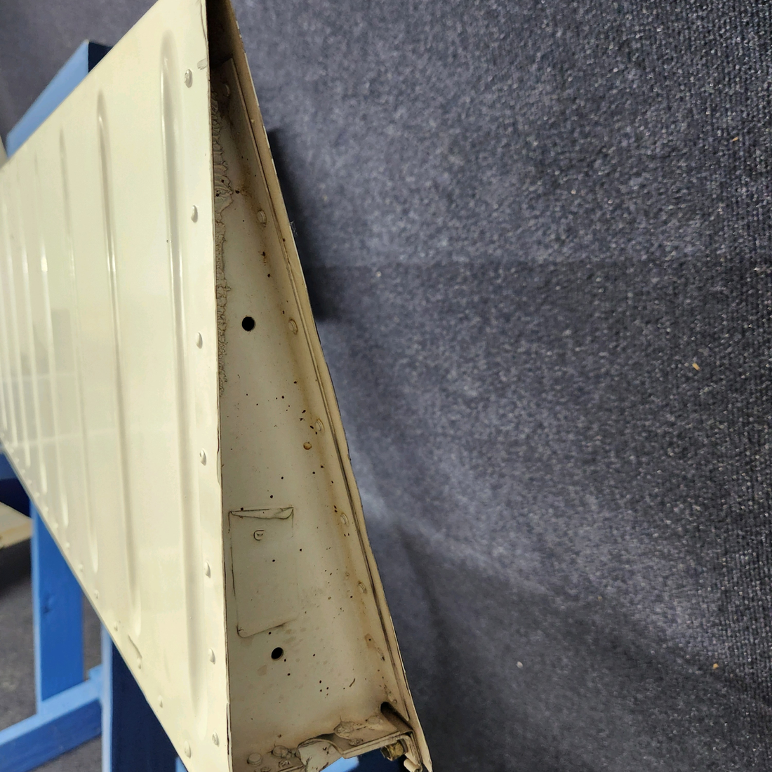 Used aircraft parts for sale, 66767-000 Piper PA32RT-300 AILERON ASSEMBLY LH "SEE PHOTOS FOR DETAIL"