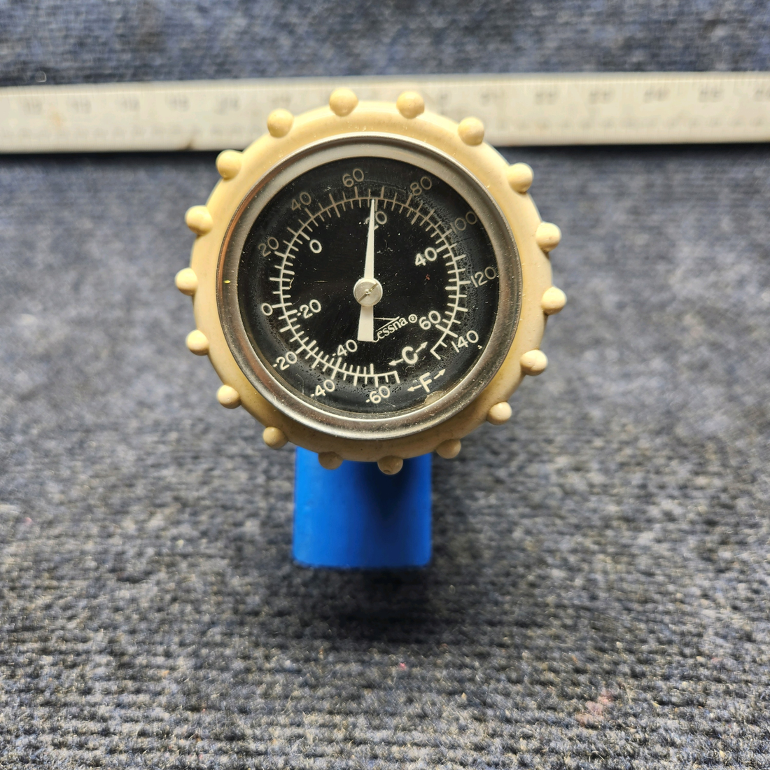 Used aircraft parts for sale, 0413163-18 CESSNA 172K OUTLET ASSEMBLY W OAT INDICATOR STC VENTS