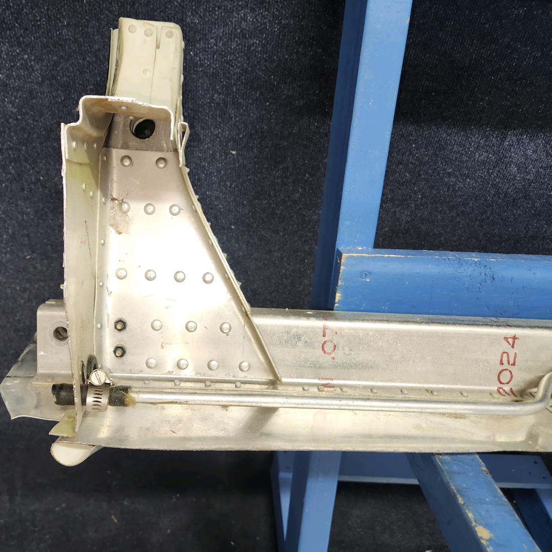 Used aircraft parts for sale, 0511162-5 CESSNA 172K FUSELAGE CENTER SECTION FWD SPAR