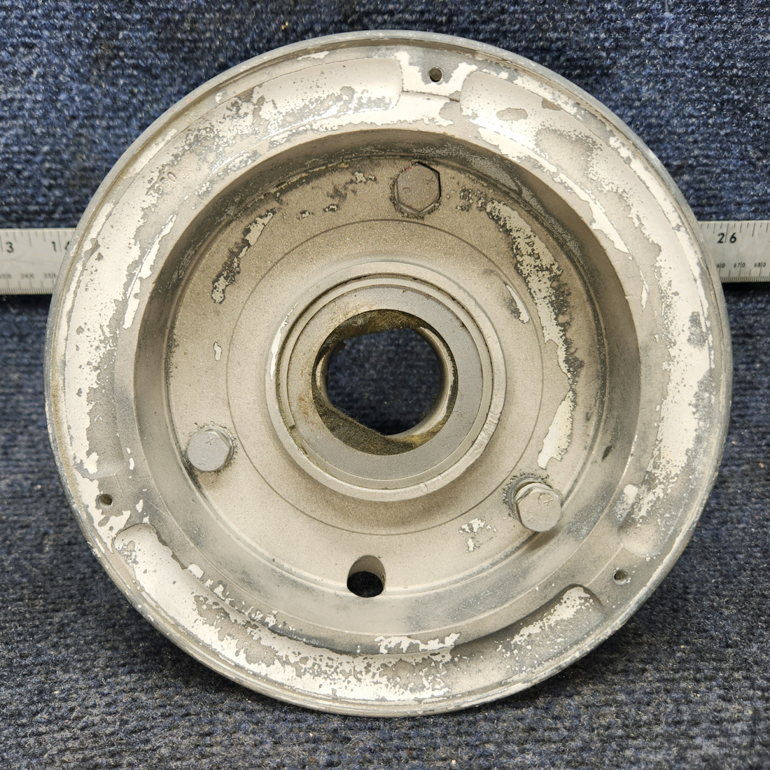 Used aircraft parts for sale, 40-86 Cleveland CESSNA C172RG 6.00-6 OUTER WHEEL HALF "SANDBLASTED"