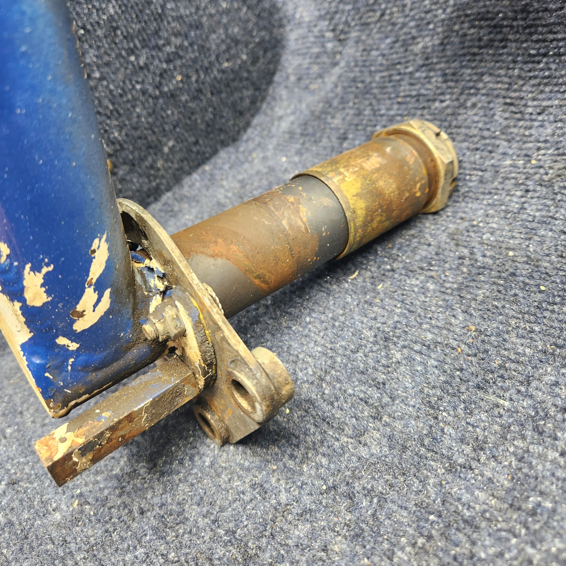 Used aircraft parts for sale, 520022-9501 Mooney M20K MAIN GEAR STRUT ASSEMBLY LH
