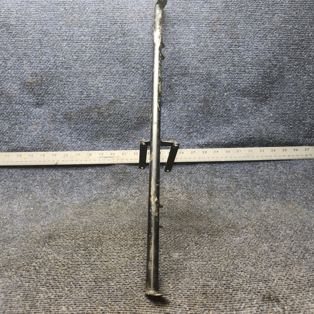 Used aircraft parts for sale, 650199-001 Mooney M20J Torque Tube Cowl Flap Engine