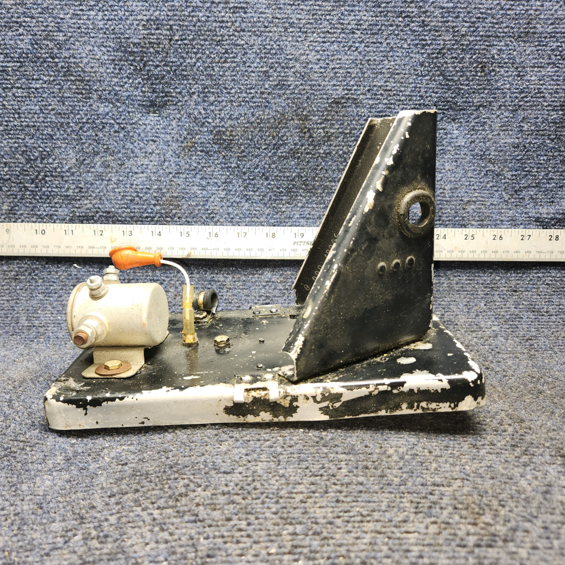 Used aircraft parts for sale, 800178-501 Mooney M20J BATTERY BOX LID