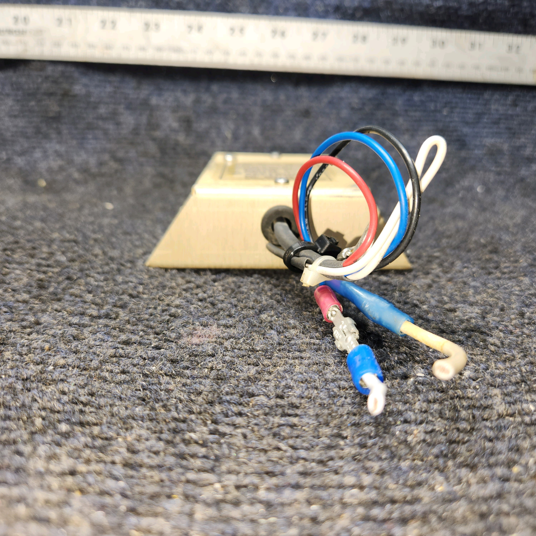 Used aircraft parts for sale, R15V0L Zeftronics Piper PA28-161 Alternator Controller Unit (Volts: 14)