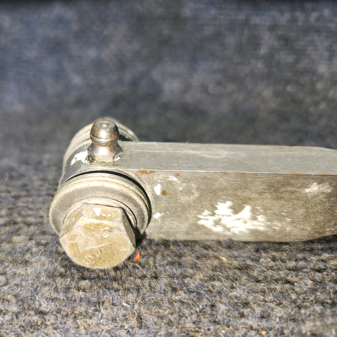 Used aircraft parts for sale, 530068-001 Mooney M20J Nose Gear Retract Link – With One Bearing