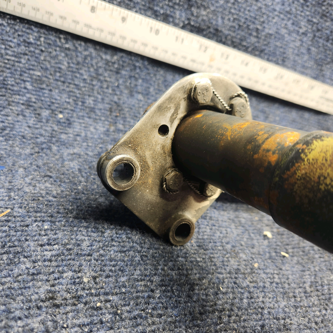 Used aircraft parts for sale, 520002-502 Mooney M20K SPINDLE ASSY RH