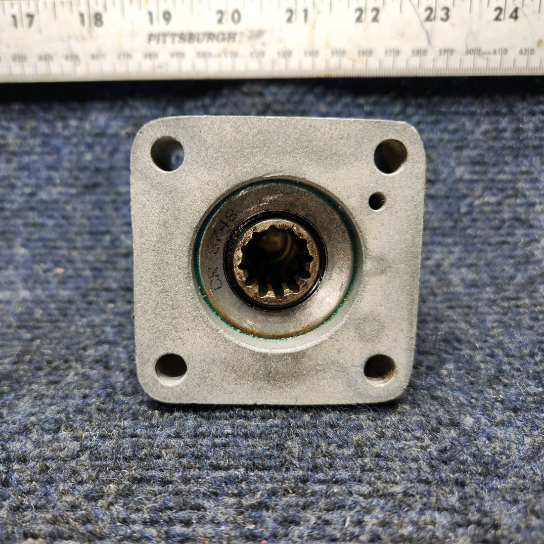 Used aircraft parts for sale, 61098 , 72970 CESSNA 172K PUMP ADAPTER AND GEAR ASSEMBLY