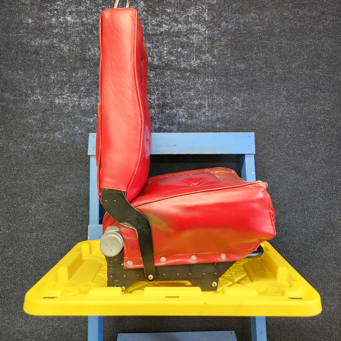 Used aircraft parts for sale, 140153-509 Mooney M20J M20J PILOT OR CO-PILOT SEAT