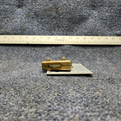 Used aircraft parts for sale, H-910-1 MOONEY M20J LACHT DOOR UPPER WITH PLATE