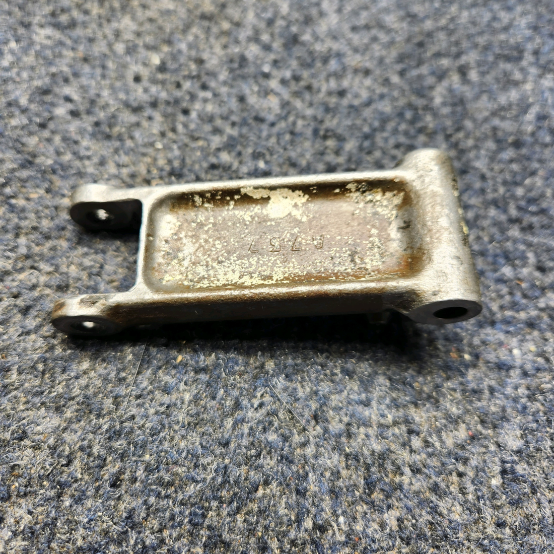 Used aircraft parts for sale, 35-825035 BEECHCRAFT F35 NOSE WHEEL STEERING LINK ASSY