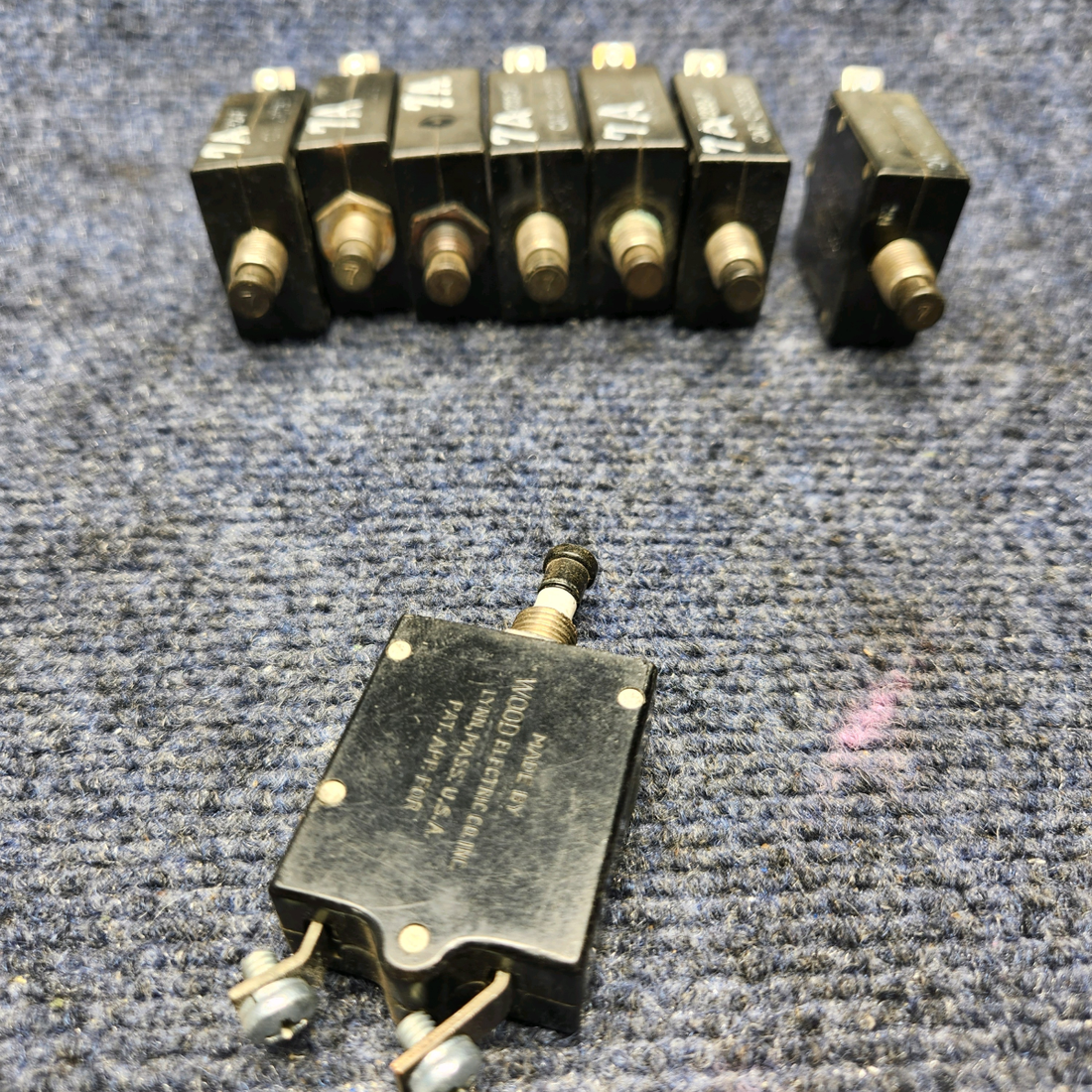Used aircraft parts for sale, S1232-7 CIRCUIT BREAKER 7AMP PRICE PER EACH