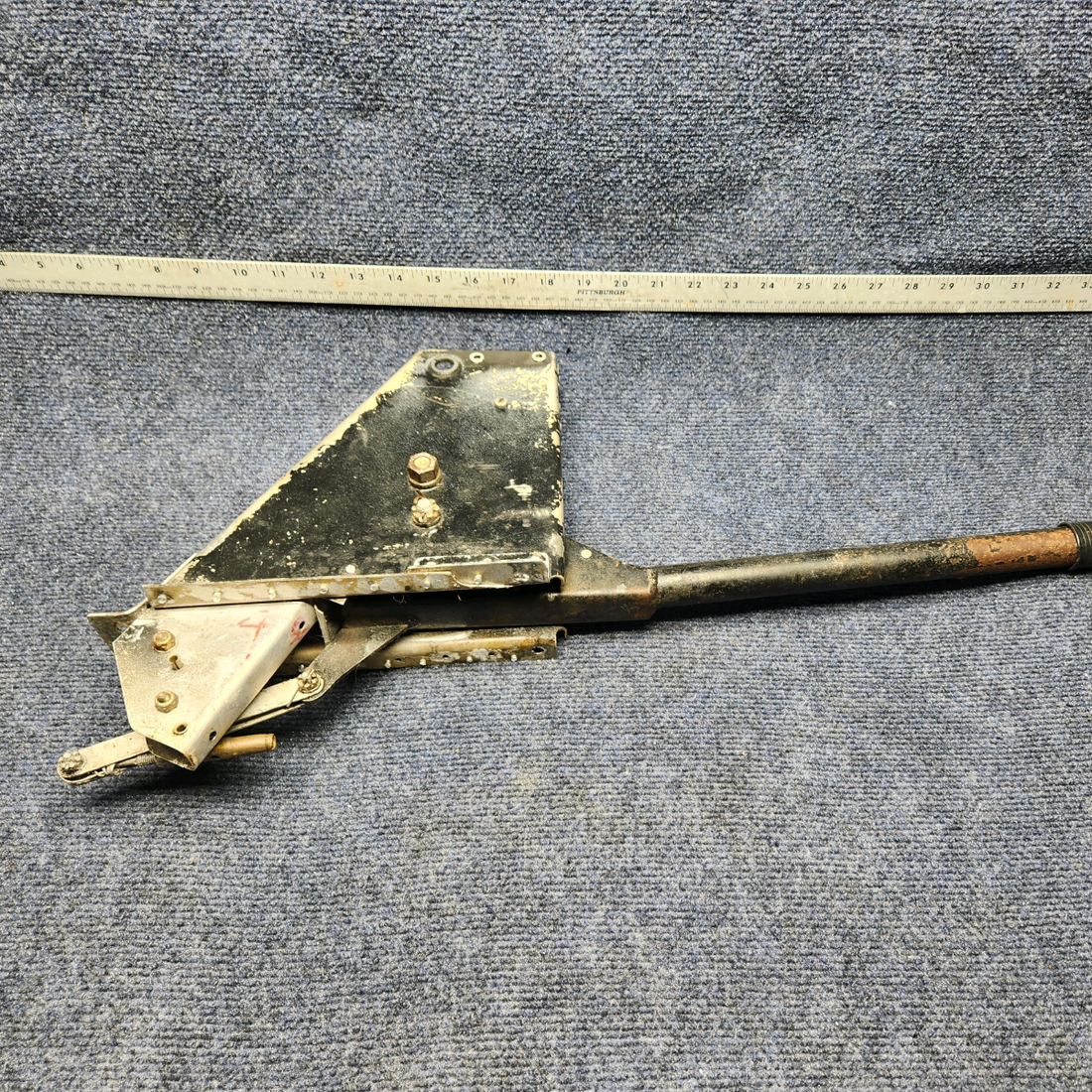 Used aircraft parts for sale, 169-524000-603 Beechcraft C23 SUNDOWNER FLAP CONTROL ASSEMBLY W/ HANDLE