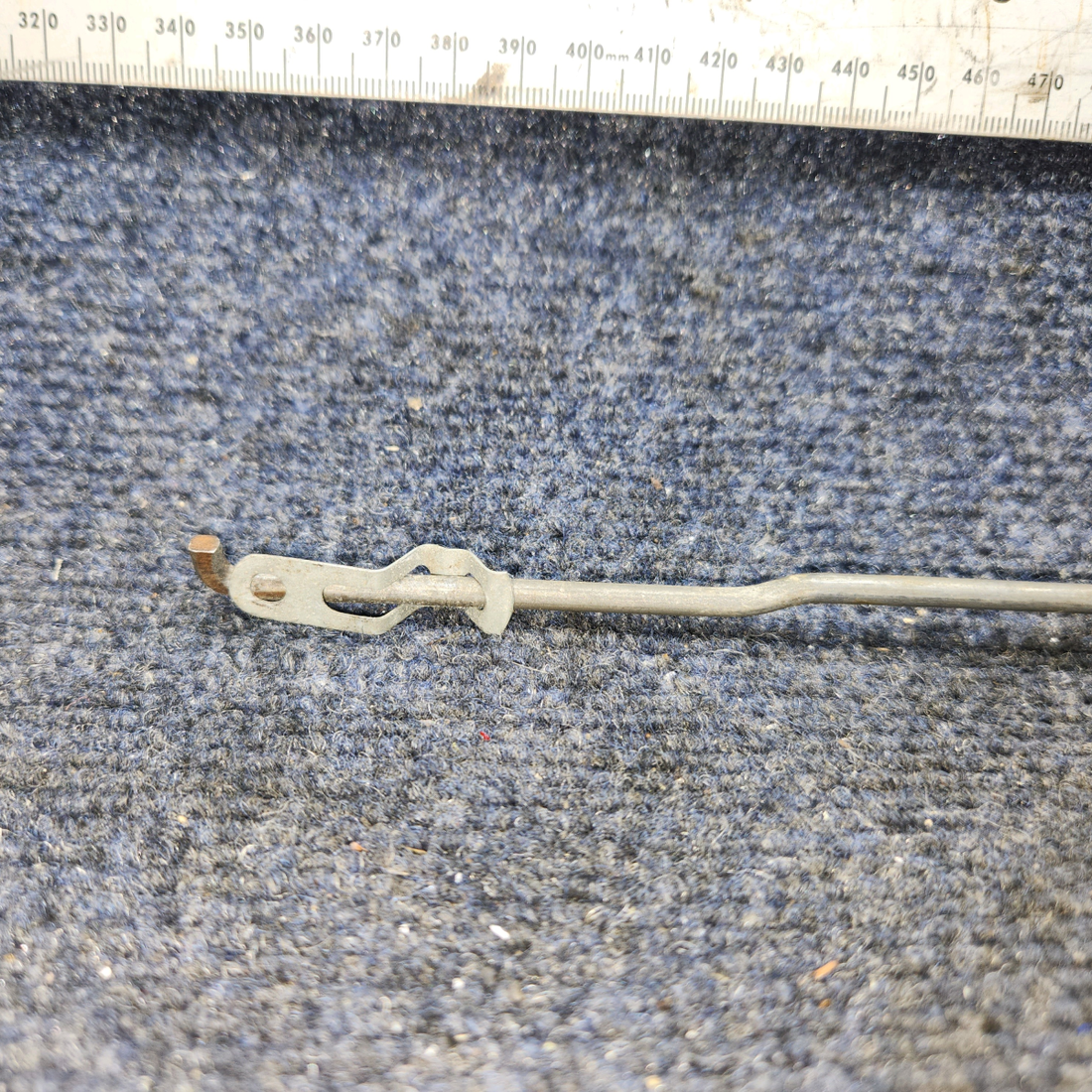 Used aircraft parts for sale, 99783-000 Piper Pa-28 Cabin Door Latch Rod Assembly