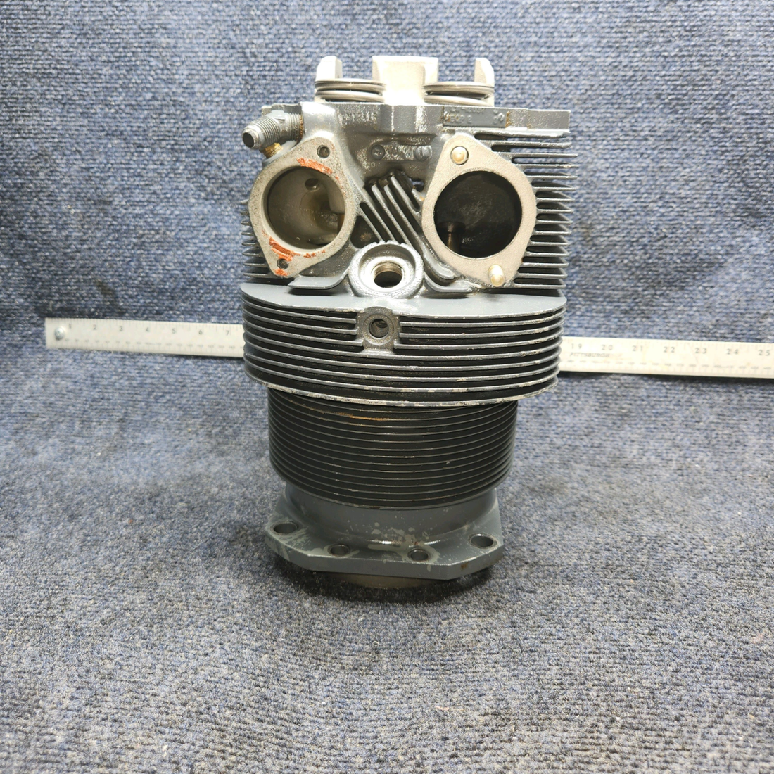 Used aircraft parts for sale, LW12416 Lycoming CESSNA 172K CYLINDER WIDE DECK USED IN O-320 SERIES CHROME -10 HRS ONLY