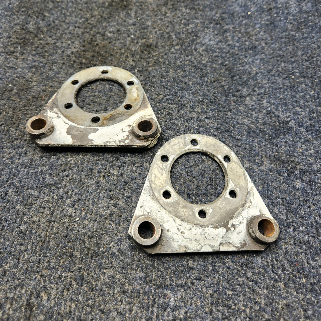 Used aircraft parts for sale, 451-786 Piper PA32RT-300 TORQUE PLATE BRAKE " PRICE PER EACH"
