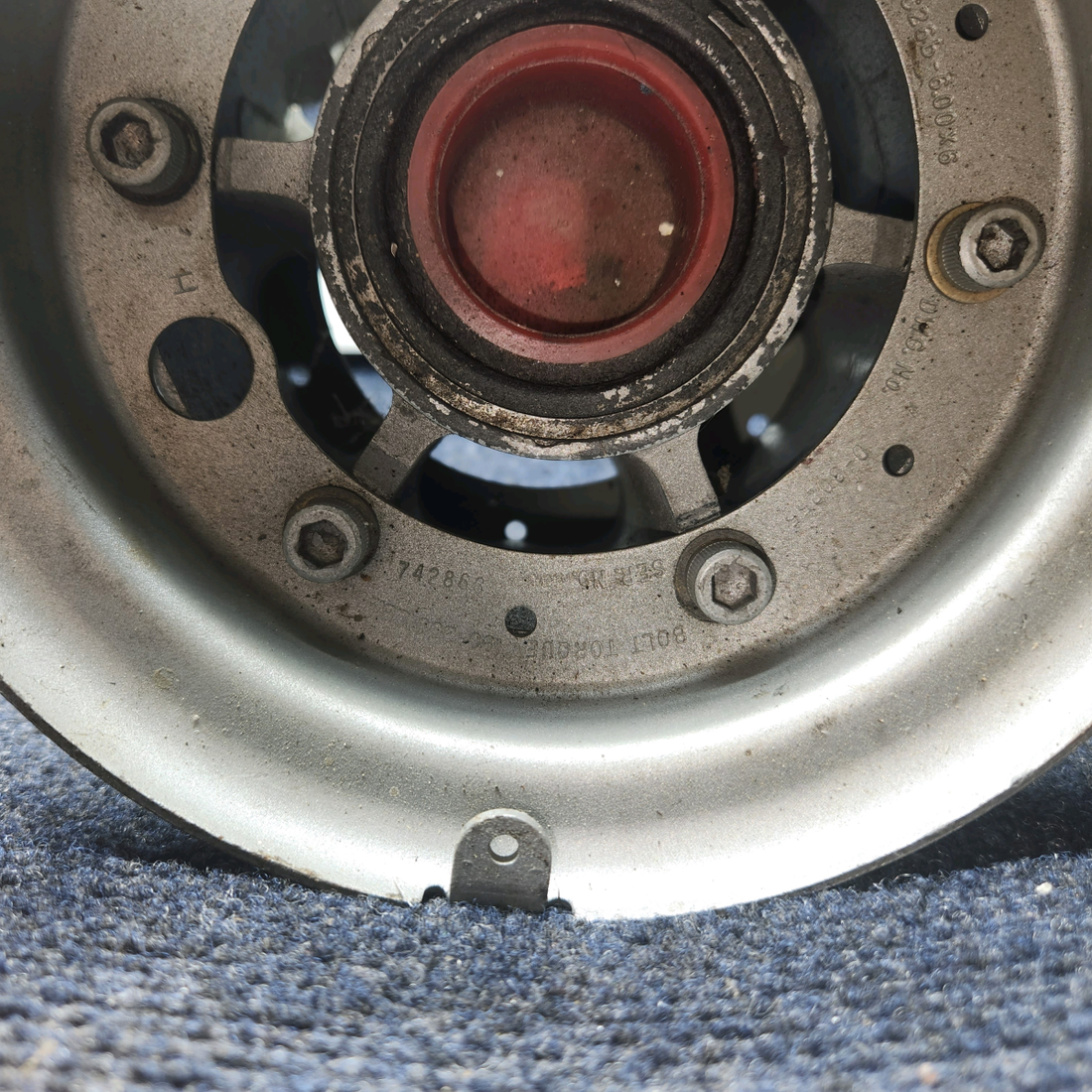 Used aircraft parts for sale, D-30255 McCauley varios Piper, Cessna, Beech, Mooney Nose Wheel Assembly